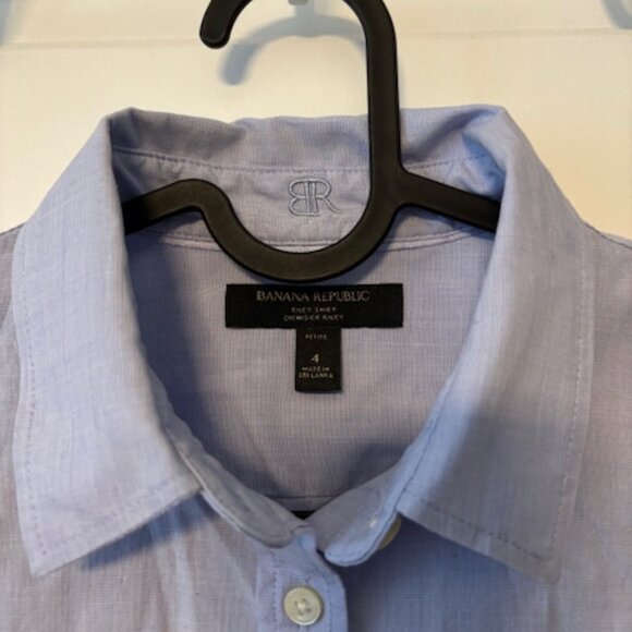 Banana Republic Blue Sleeveless Button-down Shirt (Size 4 Petite) - Picture 2 of 5